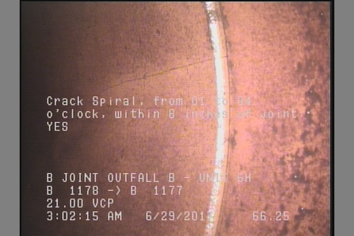Crack Spiral, from 01 to 04 o'clock, within 8 inches of joint: YES