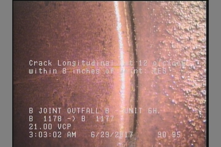 Crack Longitudinal, at 12 o'clock, within 8 inches of joint: YES