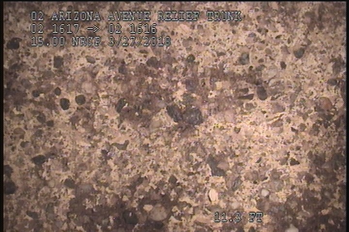 Surface Aggregate Visible, from 08 to 04 o'clock, within 8 inches of joint: YES, Start - MODERATE AGG SPORATIC
