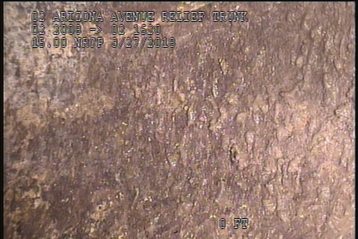 Surface Spalling, from 07 to 05 o'clock, within 8 inches of joint: YES, Start - FLAKING CONCRETE