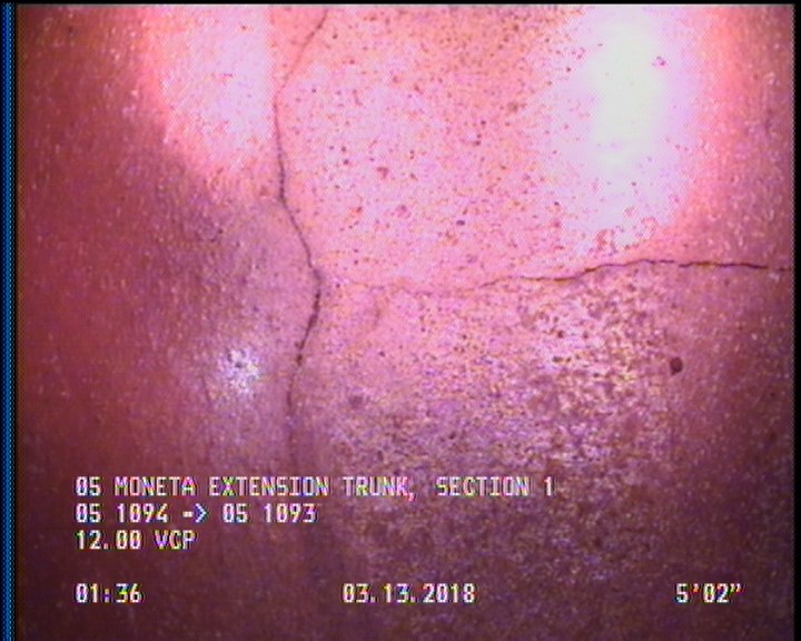 Crack Multiple, from 08 to 04 o'clock, within 8 inches of joint: YES, Start