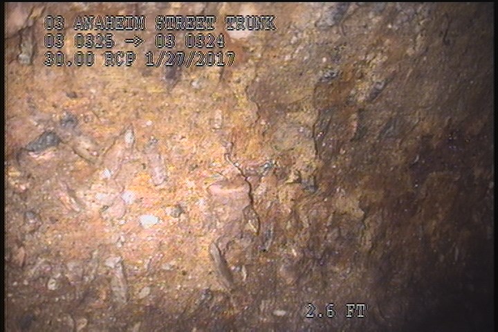 Surface Aggregate Missing, from 10 to 02 o'clock, within 8 inches of joint: YES, Start - SEVERE AGG