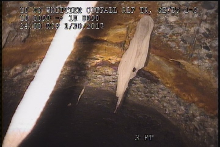 Surface Reinforcement Visible, from 11 to 12 o'clock, within 8 inches of joint: YES