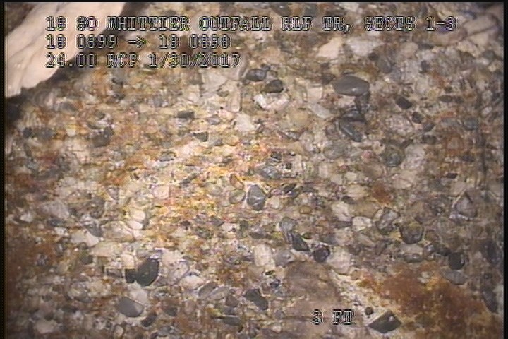 Surface Aggregate Visible, from 10 to 02 o'clock, within 8 inches of joint: YES