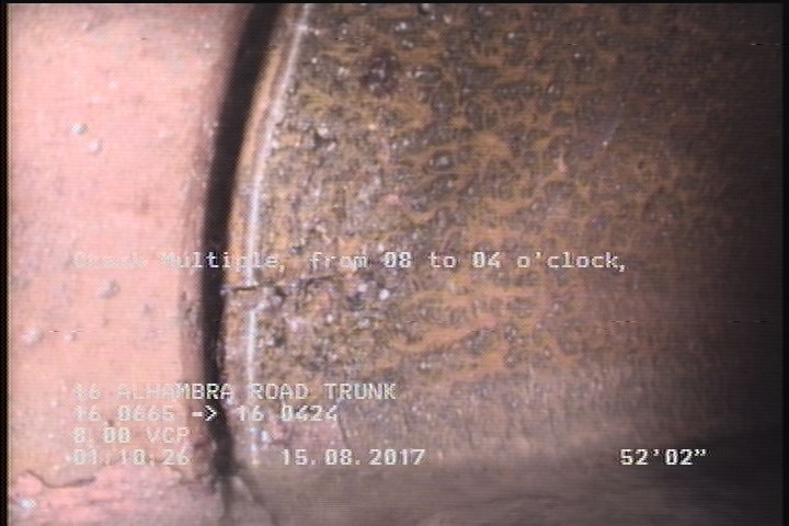 Crack Multiple, from 08 to 04 o'clock, within 8 inches of joint: YES, Start