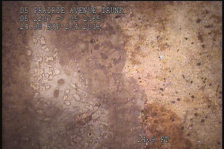 Surface Spalling, from 07 to 05 o'clock, within 8 inches of joint: NO - PEELING LAITANCE COAT