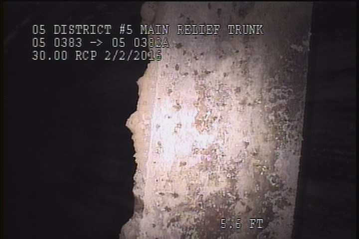 General Observation - ROACHES INSIDE THE MH.