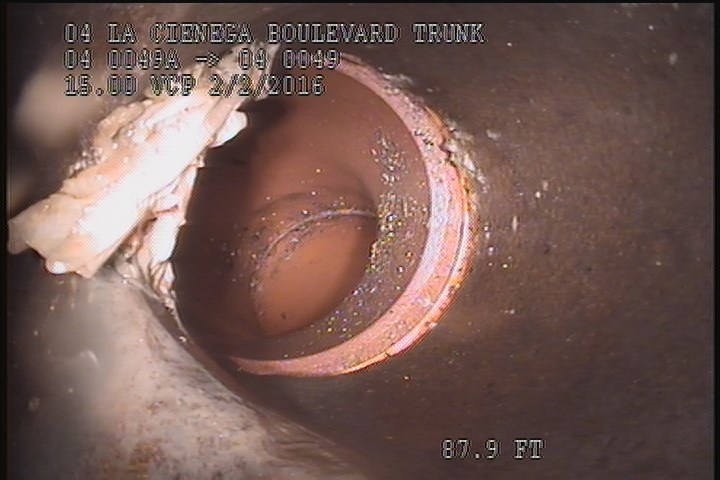 Tap Factory Made, at 11 o'clock, -, within 8 inches of joint: YES, 6" - Open