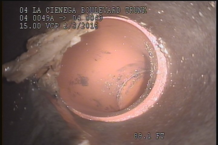 Tap Factory Made, at 11 o'clock, -, within 8 inches of joint: YES, 6" - Open