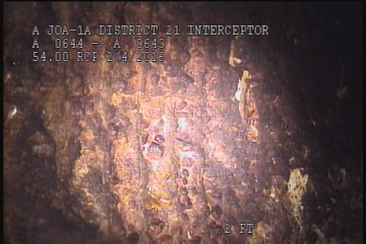 Surface Reinforcement Visible, from 11 to 01 o'clock, within 8 inches of joint: NO