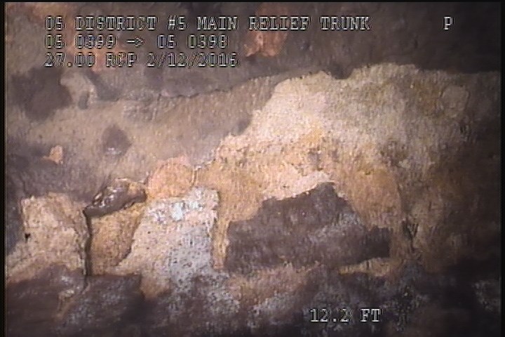 Surface Spalling, from 08 to 04 o'clock, within 8 inches of joint: NO
