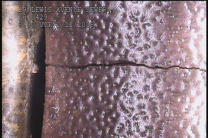 Crack Multiple, from 10 to 02 o'clock, within 8 inches of joint: YES
