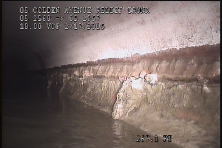 Deposits Attached Grease, 5 %of cross sectional area, from 03 to 09 o'clock, , within 8 inches of joint: YES