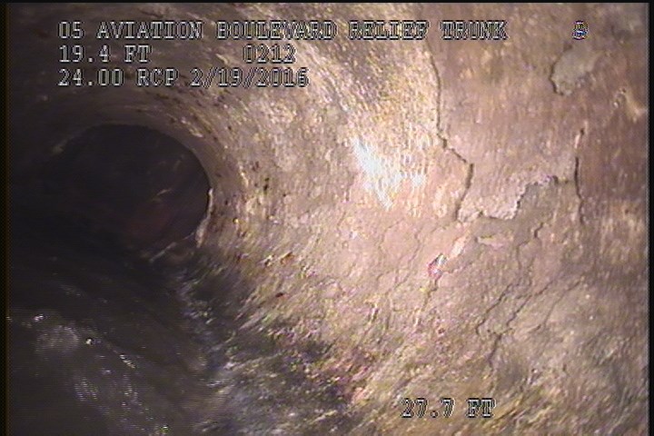 Surface Spalling, from 08 to 04 o'clock, within 8 inches of joint: NO - PEELING LAITANCE COAT