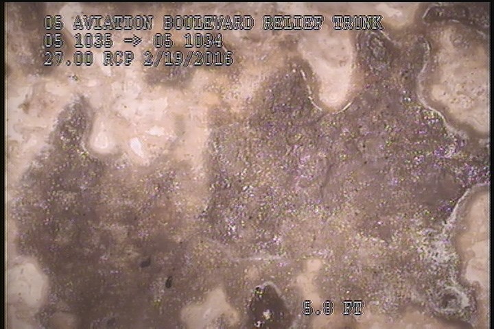 Surface Spalling, from 08 to 04 o'clock, within 8 inches of joint: YES, Start - SWOLLEN BLISTERING LAITANCE COAT