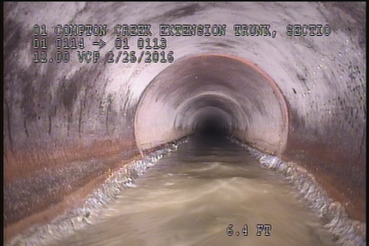Deposits Attached Grease, 5 %of cross sectional area, from 08 to 04 o'clock, , within 8 inches of joint: NO, Start