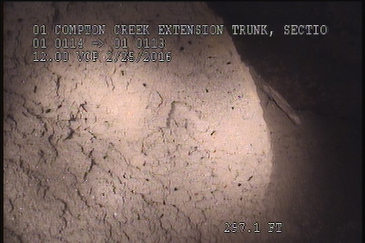 General Observation - GREASE/DIRT ALL OVER THE SHELVES INSIDE THE MH.