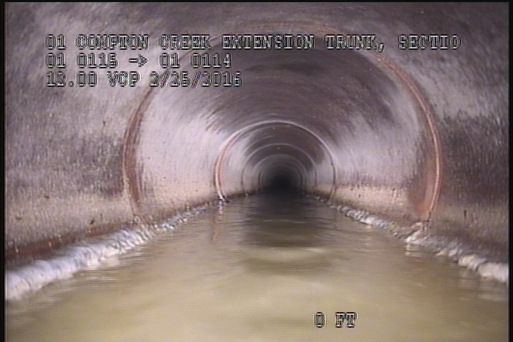 Deposits Attached Grease, 5 %of cross sectional area, from 08 to 04 o'clock, , within 8 inches of joint: NO, Start