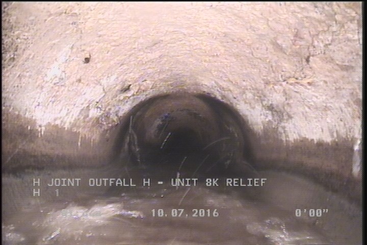 Surface Spalling, from 09 to 03 o'clock, within 8 inches of joint: YES, Start