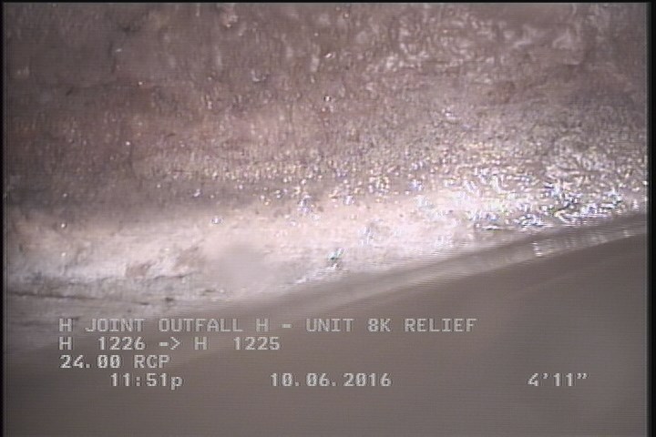 Deposits Attached Grease, 5 %of cross sectional area, from 03 to 09 o'clock, , within 8 inches of joint: YES, Start