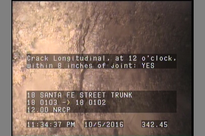 Crack Longitudinal, at 12 o'clock, within 8 inches of joint: YES