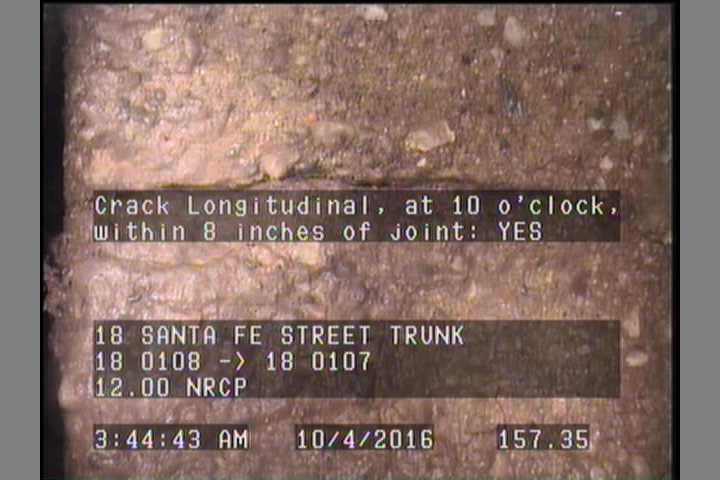 Crack Longitudinal, at 10 o'clock, within 8 inches of joint: YES