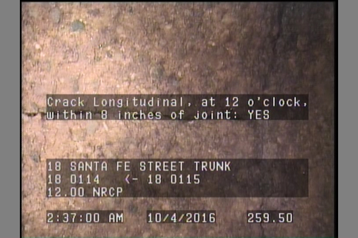 Crack Longitudinal, at 12 o'clock, within 8 inches of joint: YES