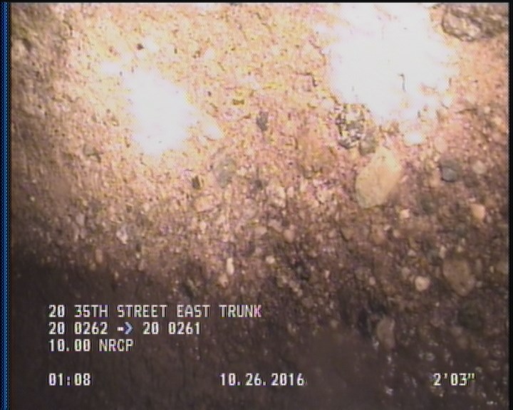 Surface Aggregate Projecting, from 08 to 04 o'clock, within 8 inches of joint: YES, Start
