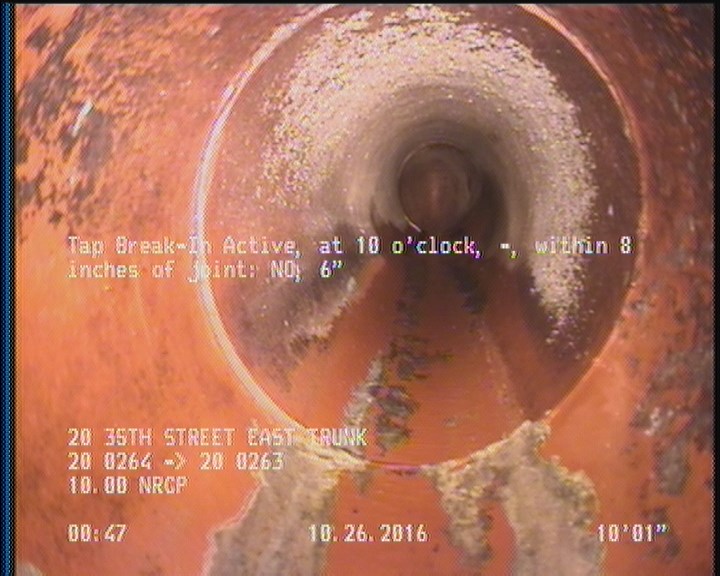 Tap Break-In Active, at 10 o'clock, -, within 8 inches of joint: NO, 6"