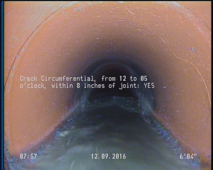 Crack Circumferential, from 12 to 05 o'clock, within 8 inches of joint: YES