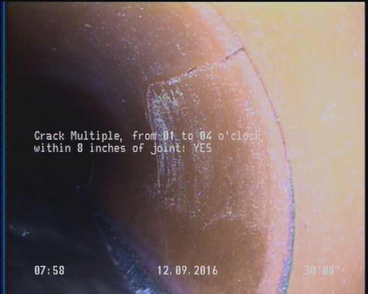 Crack Multiple, from 01 to 04 o'clock, within 8 inches of joint: YES