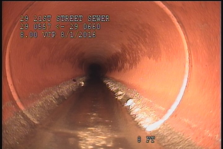Deposits Attached Grease, 5 %of cross sectional area, from 05 to 07 o'clock, , within 8 inches of joint: YES