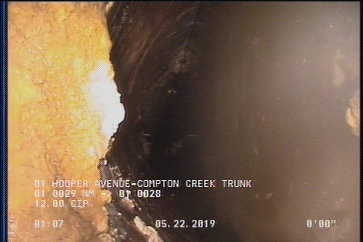 Survey Abandoned - VIEW OF DOWNLEG OF U/S NORTH MIDDLE SIPHON.