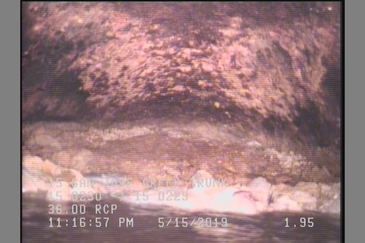 Deposits Attached Grease, 10 %of cross sectional area, from 10 to 02 o'clock, , within 8 inches of joint: YES