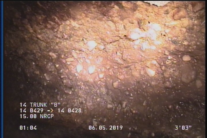 Surface Aggregate Projecting, from 09 to 03 o'clock, within 8 inches of joint: YES, Start