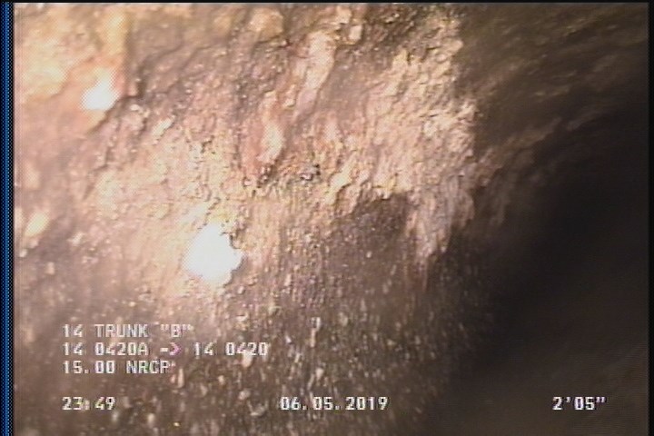 Surface Spalling, from 09 to 03 o'clock, within 8 inches of joint: YES, Start