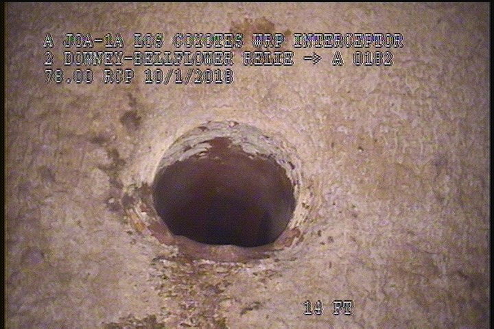 Tap Factory Made, at 10 o'clock, -, within 8 inches of joint: YES, 6" - Open
