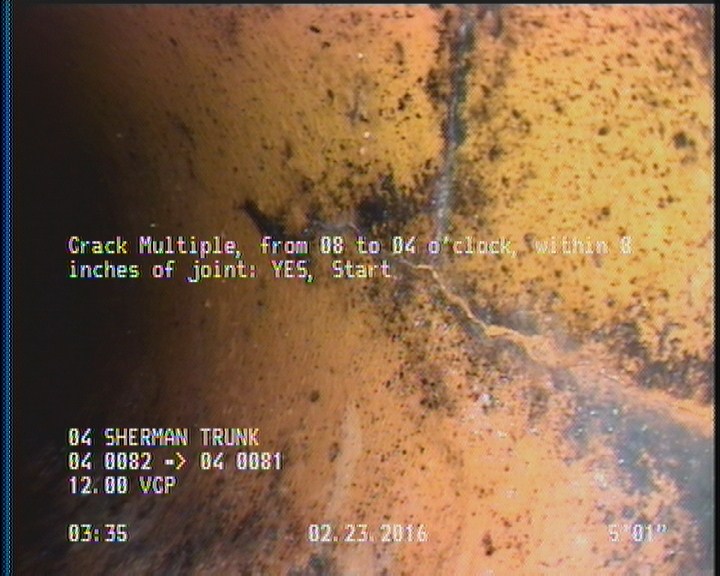 Crack Multiple, from 08 to 04 o'clock, within 8 inches of joint: YES, Start