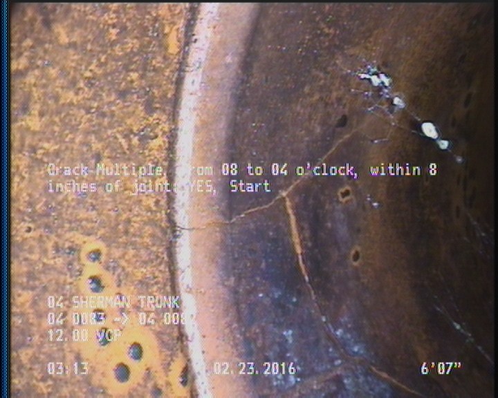 Crack Multiple, from 08 to 04 o'clock, within 8 inches of joint: YES, Start