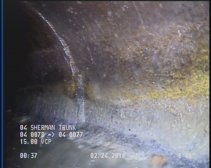 Deposits Attached Grease, 5 %of cross sectional area, from 04 to 08 o'clock, , within 8 inches of joint: YES, Start