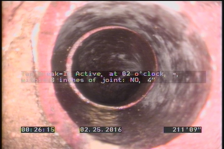 Tap Break-In Active, at 02 o'clock, -, within 8 inches of joint: NO, 4"