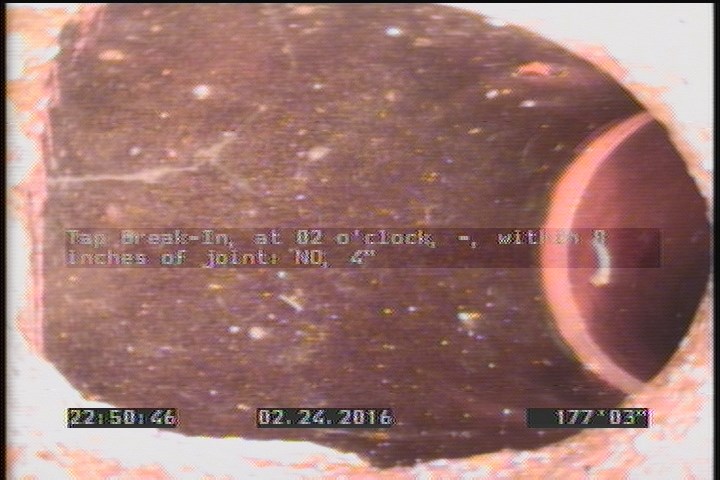 Tap Break-In, at 02 o'clock, -, within 8 inches of joint: NO, 4"
