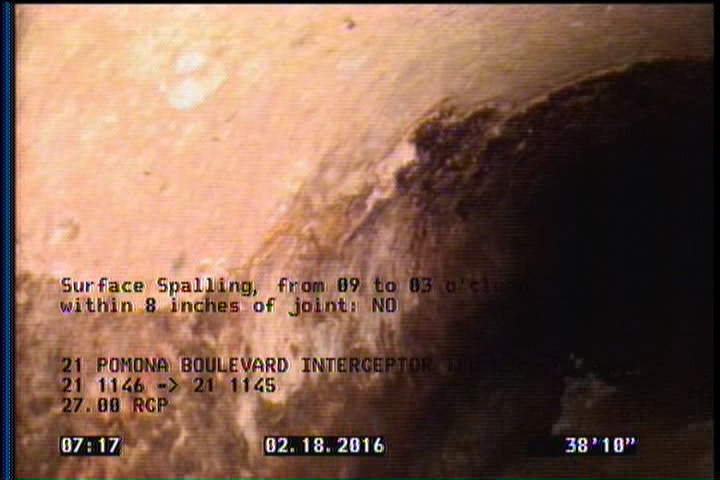 Surface Spalling, from 09 to 03 o'clock, within 8 inches of joint: NO