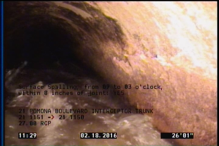 Surface Spalling, from 09 to 03 o'clock, within 8 inches of joint: YES