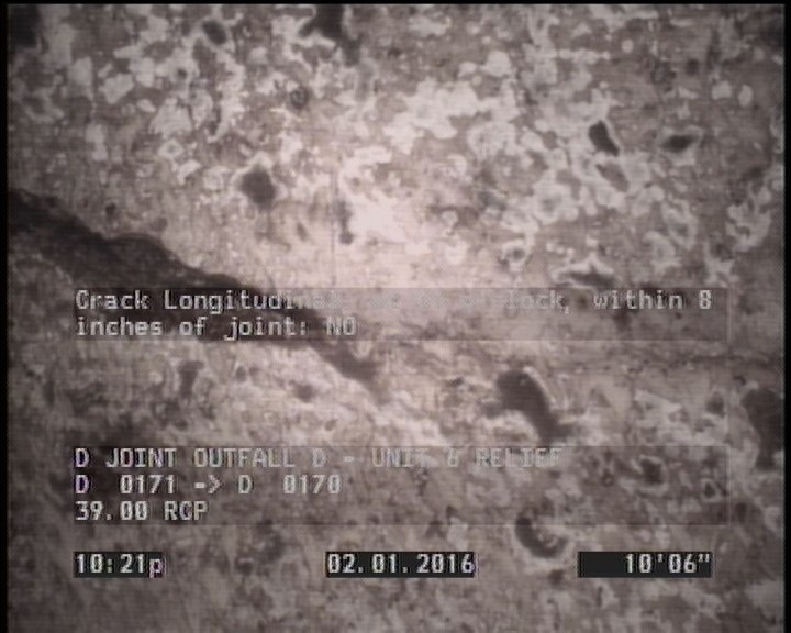 Crack Longitudinal, at 11 o'clock, within 8 inches of joint: NO