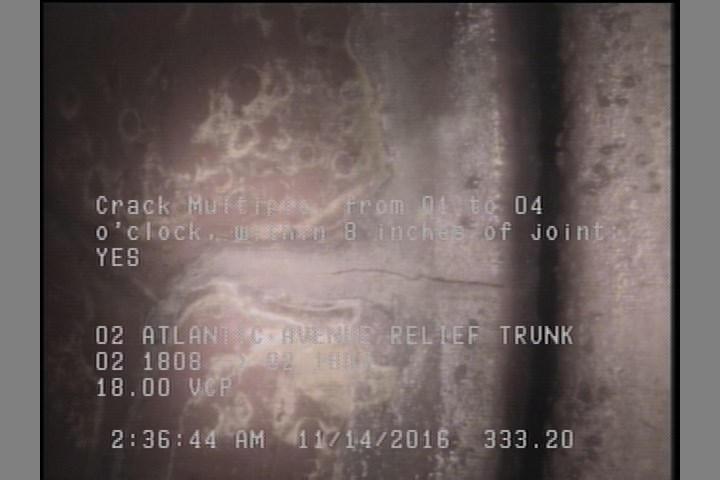 Crack Multiple, from 01 to 04 o'clock, within 8 inches of joint: YES