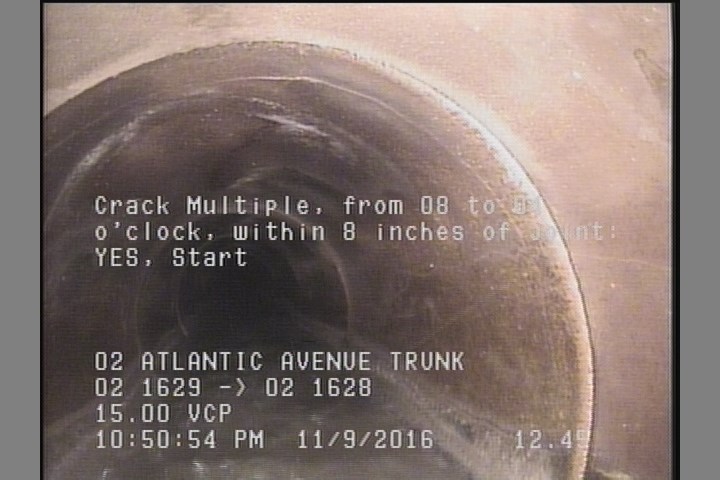 Crack Multiple, from 08 to 04 o'clock, within 8 inches of joint: YES, Start