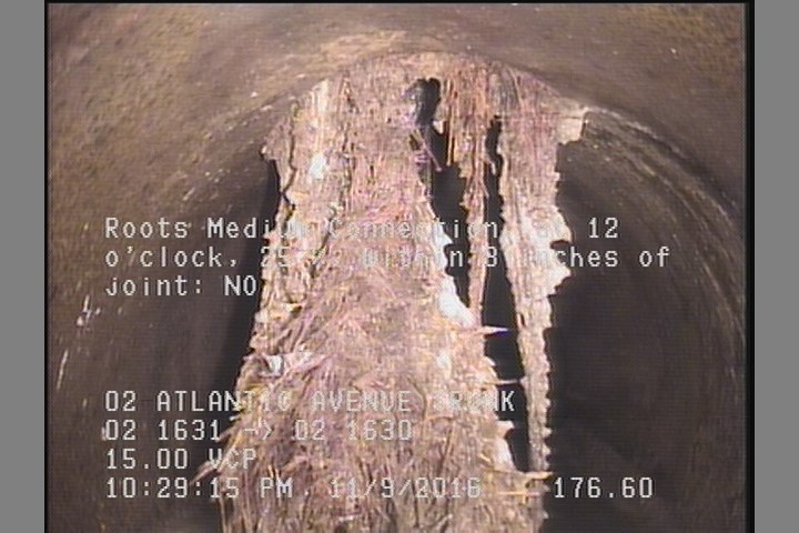 Roots Medium Connection, at 12 o'clock, 25 %, within 8 inches of joint: NO