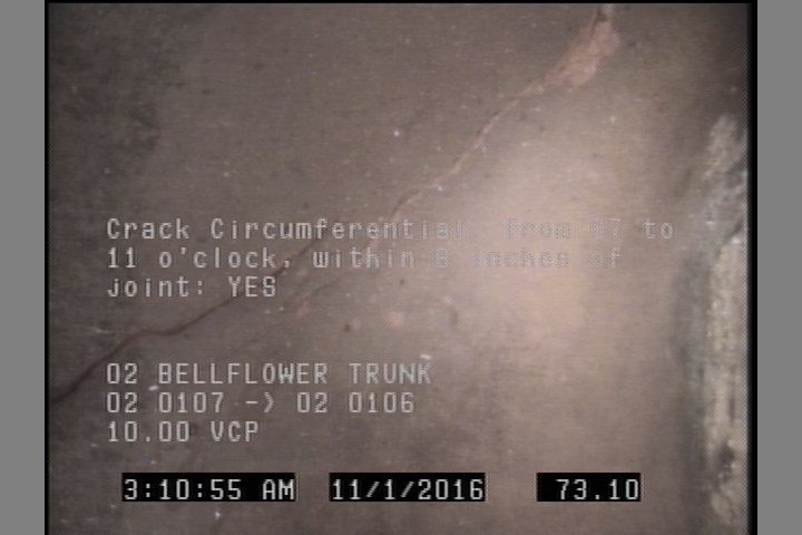 Crack Circumferential, from 07 to 11 o'clock, within 8 inches of joint: YES