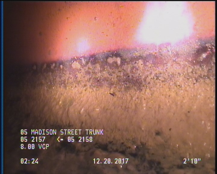Deposits Attached Grease, 5 %of cross sectional area, from 04 to 08 o'clock, , within 8 inches of joint: YES, Start